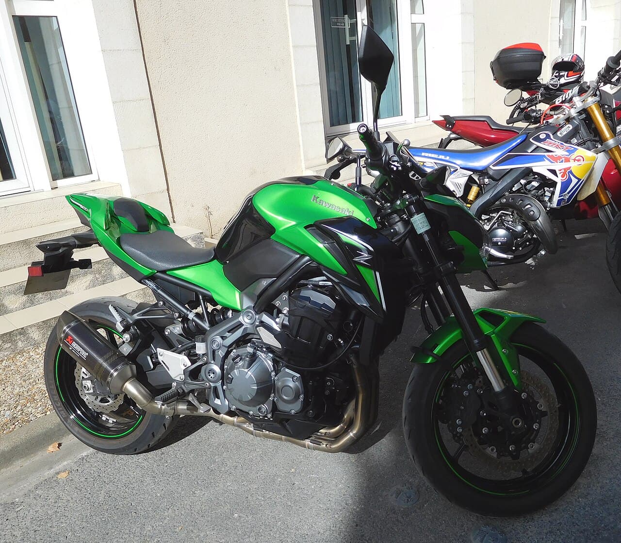 Z900