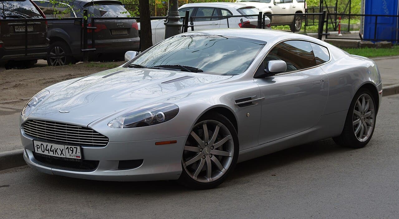 DB9