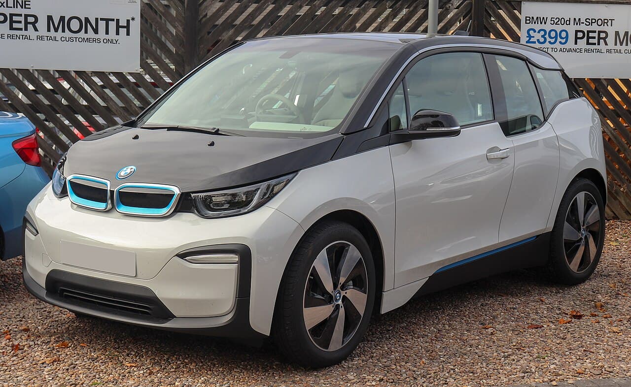 i3