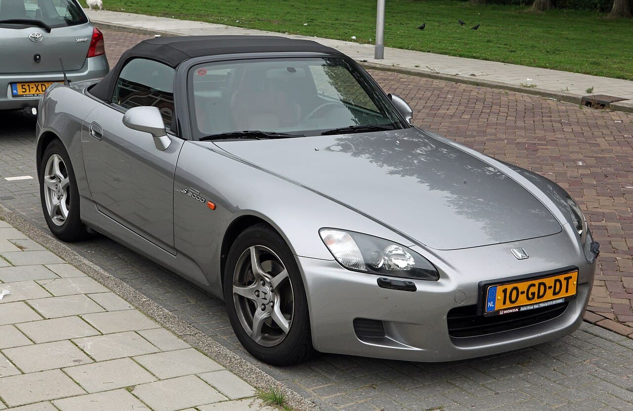 S2000