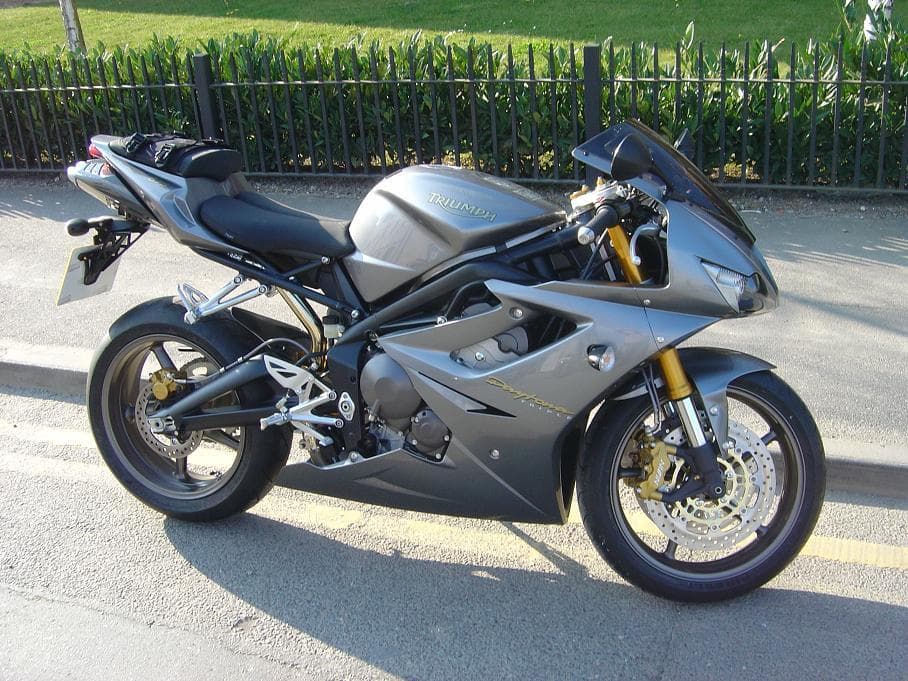 Daytona 675